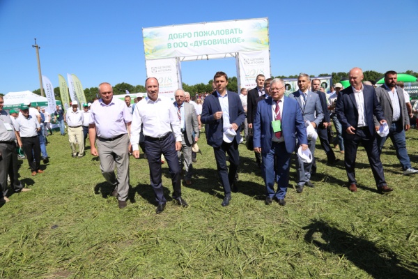 В рамках Аграрной недели в Орловской области состоялся День поля