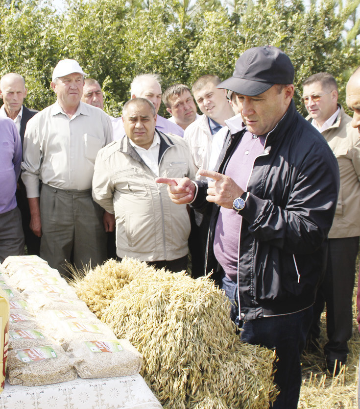 Марат Ахметов: «Сегодня практически каждый гектар в республике приносит продукцию»