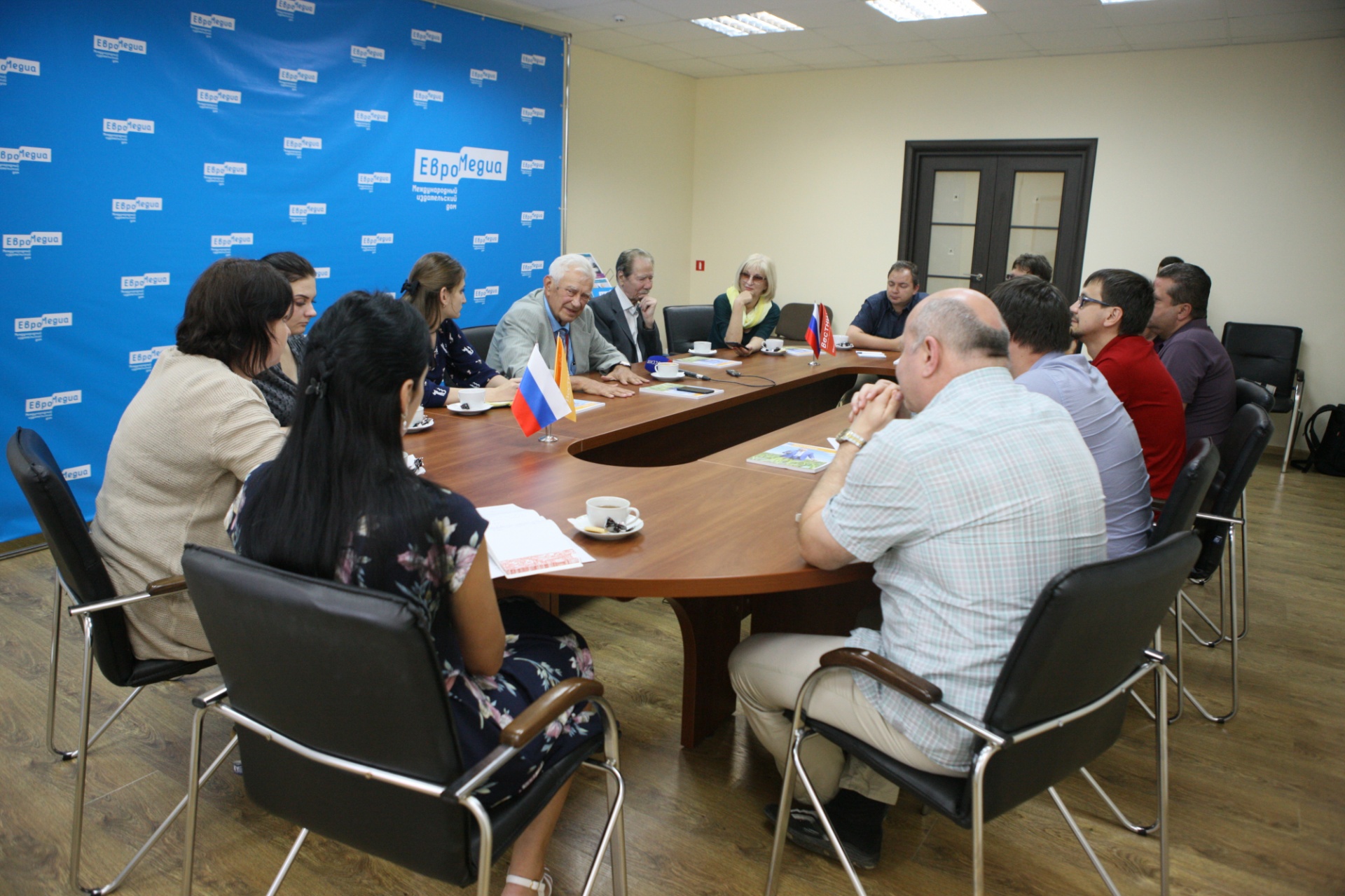 В пресс-центре МИД «ЕвроМедиа» состоялся круглый стол по вопросам продовольственной безопасности России