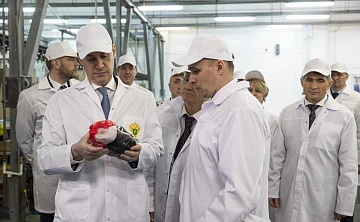 Министр сельского хозяйства РФ  Дмитрий Патрушев дал оценку агрохродингу CHUVA в рамках своего рабочего визита в Чувашскую Республику 